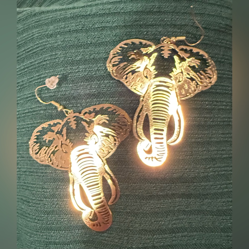 University Of Alabama Roll Tide Elephant Earrings Gold Metal Stenciled 3” New
